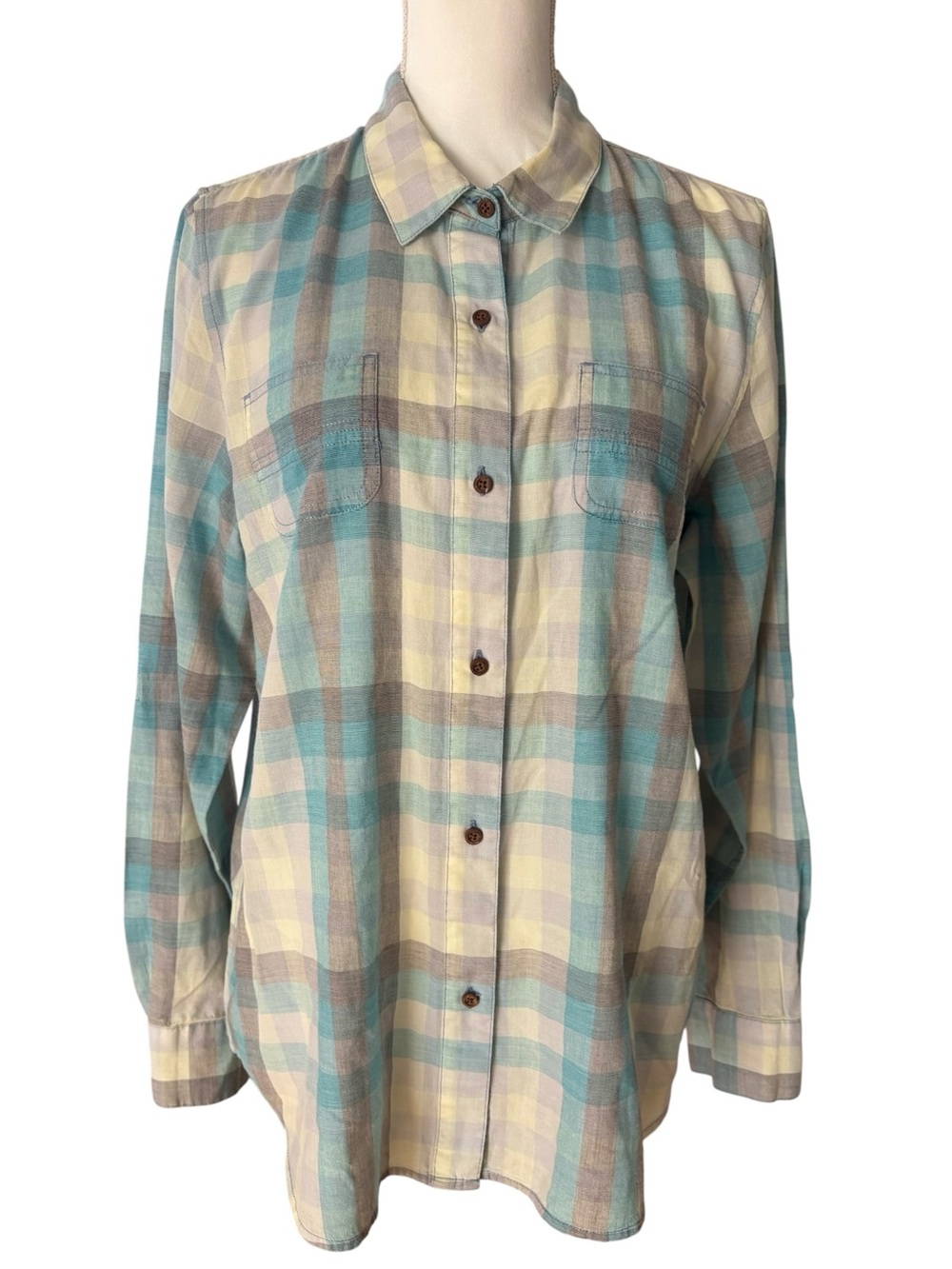 The North Face Plaid Roll Tab Button Up Shirt XL